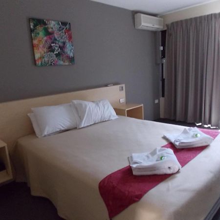 Currimundi Hotel Motel Dış mekan fotoğraf